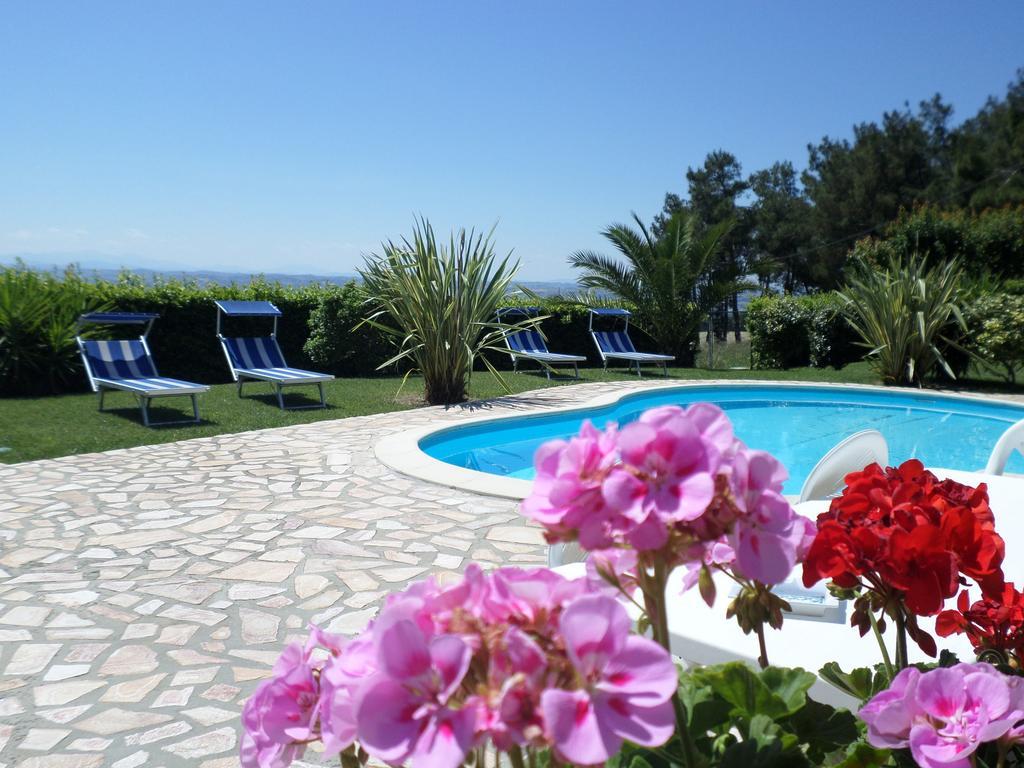 Bed And Breakfast " Il Tesoro Di Mario " Falconara Marittima Exterior foto